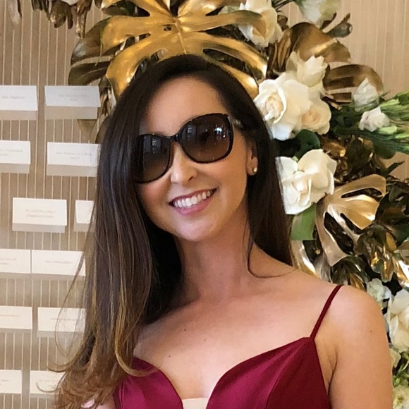 Meet your Posher, Jessica - Picture 1 of 1